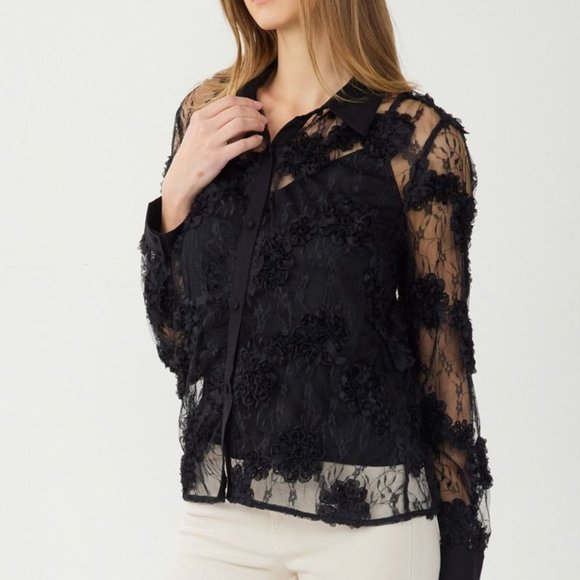Chandler Floral Lace Button Up - Picture 4 of 9